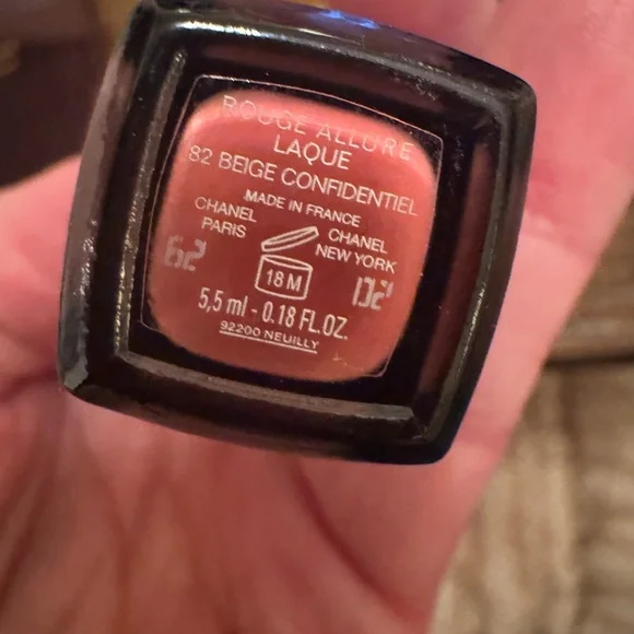 Grab Bag #6. CHANEL Lumière de l'Océan Illuminating Powder, ect - Picture 7 of 11